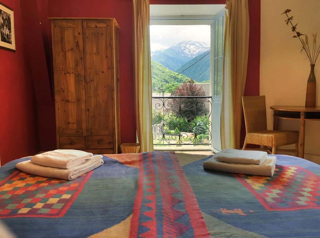 Bed and Breakfast Papilio à Montauban-de-Luchon Extérieur photo