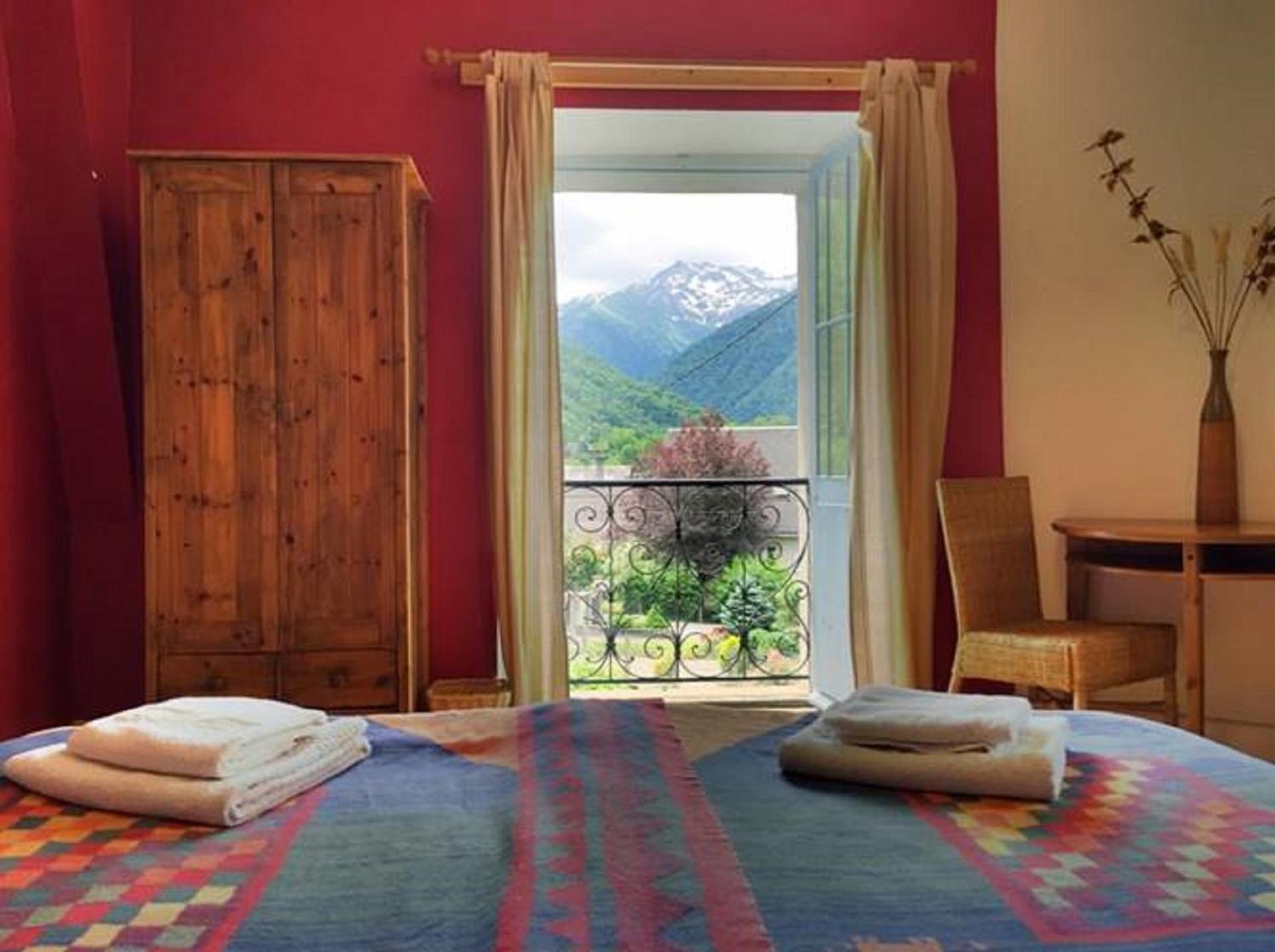 Bed and Breakfast Papilio à Montauban-de-Luchon Extérieur photo